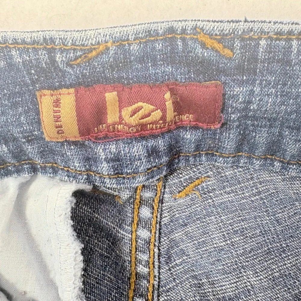Y2K 90s LEI Flare Jeans Womens Size 11 Low Rise 29x29 FLAW‎